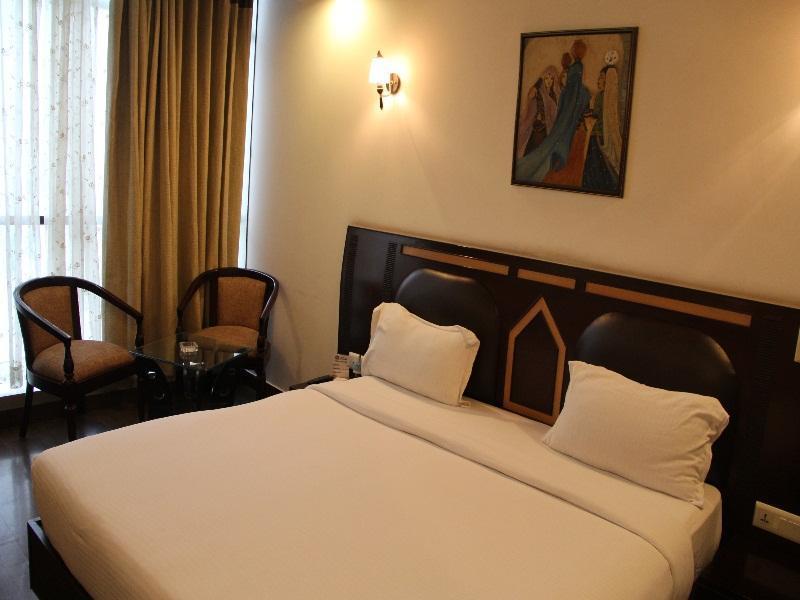 Hotel Saptagiri New Delhi Eksteriør billede